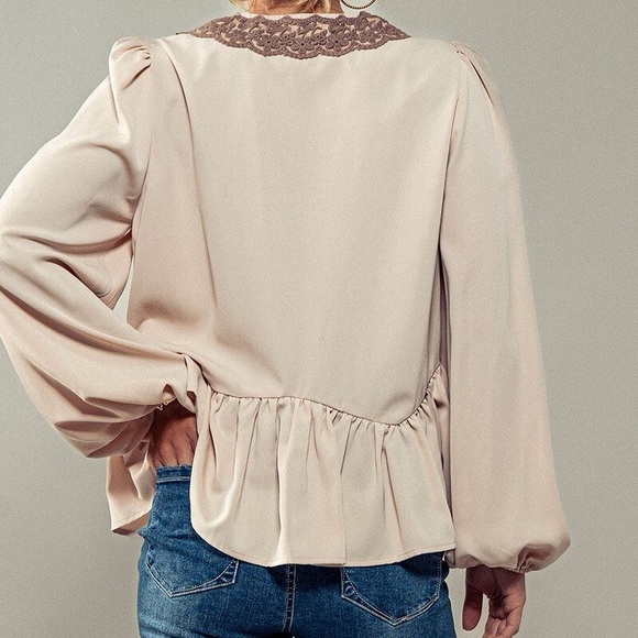 Boho Romantic Elegance Blouse - Picture 3 of 5